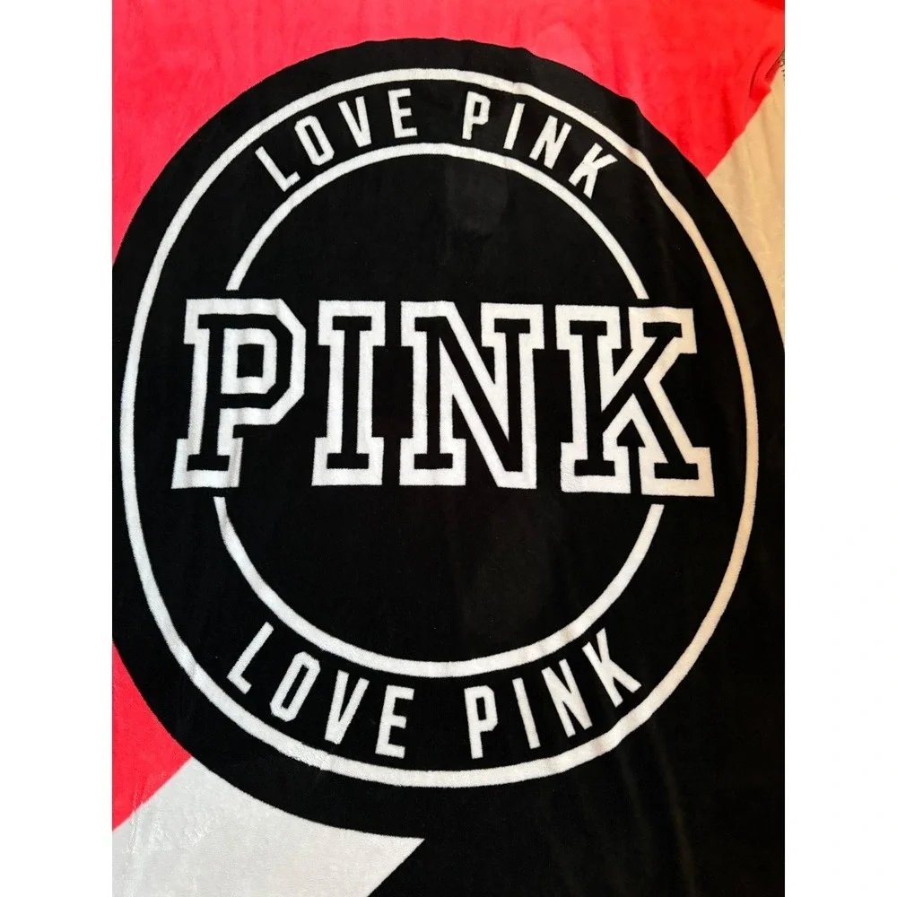 PINK Victoria's Secret Logo Circle‎ Plush Throw Blanket 50x60 Coral Black White
